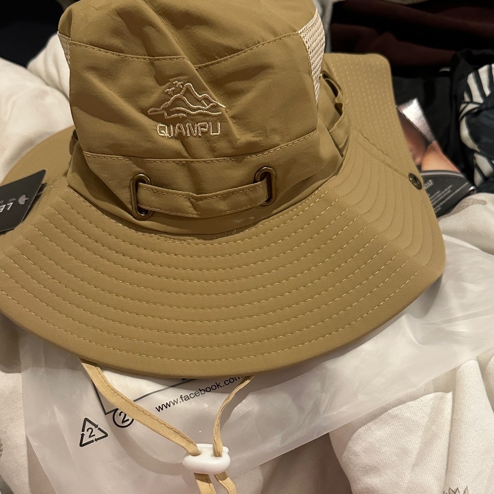 Unisex Outdoor Adventure Hat - Khaki